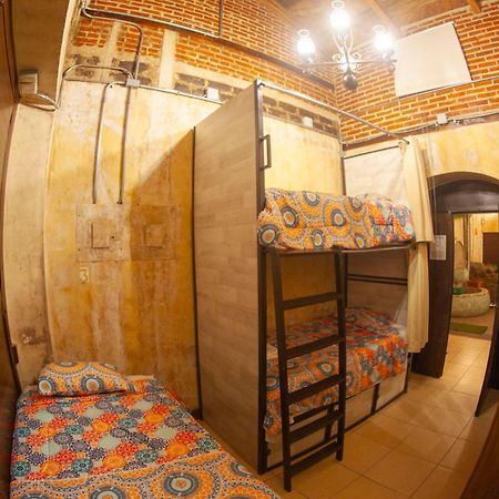 Hot Chipilin Hostel Antigua Bagian luar foto